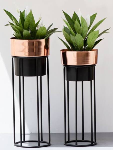 Bronze and Black Planter Set