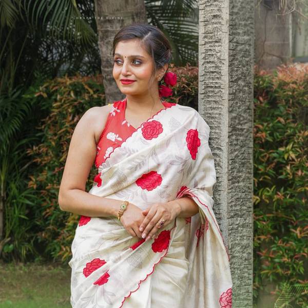 Heavy handloom tussar silk saree with rose