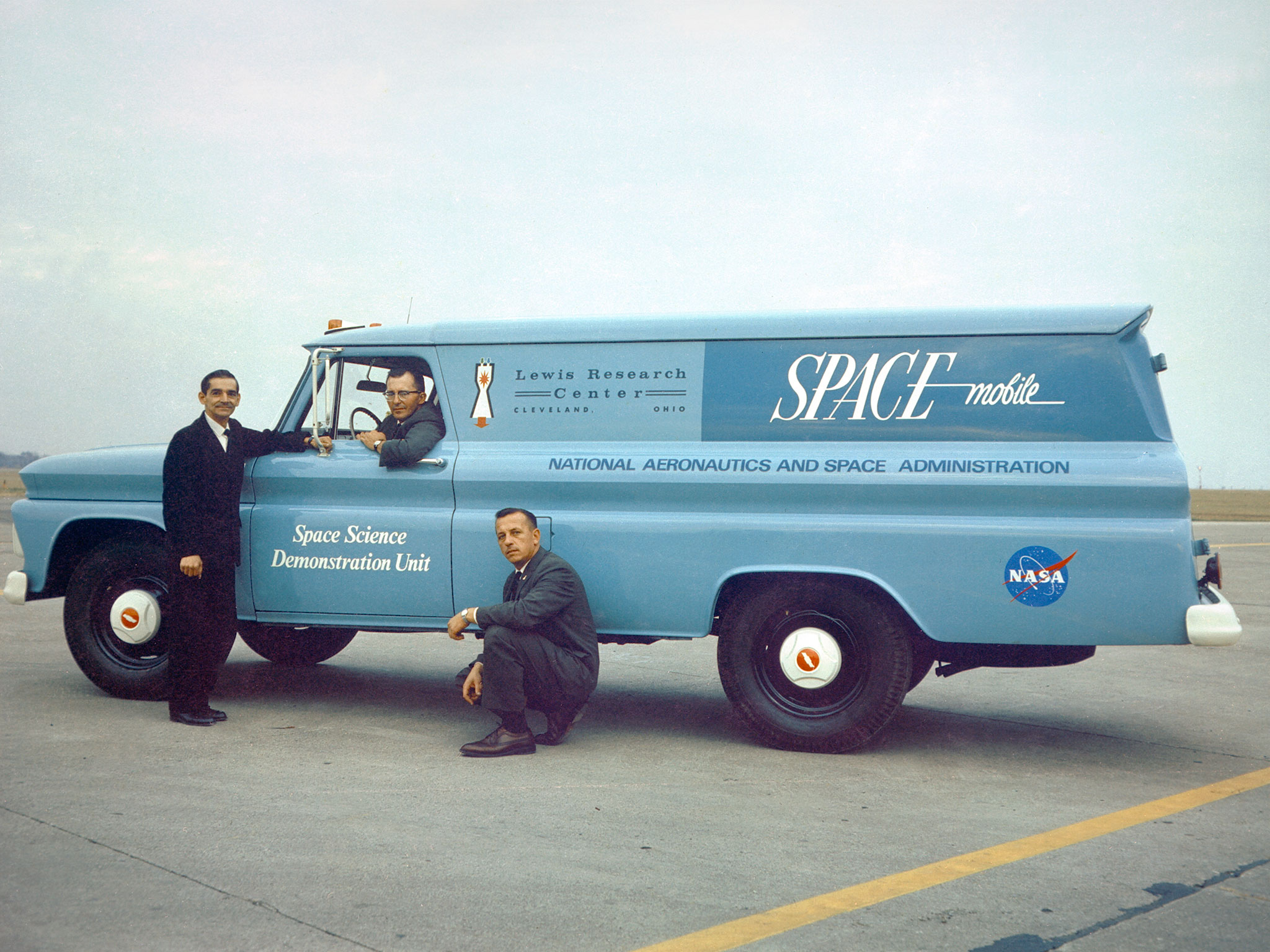 To the Spacemobile! – NASA