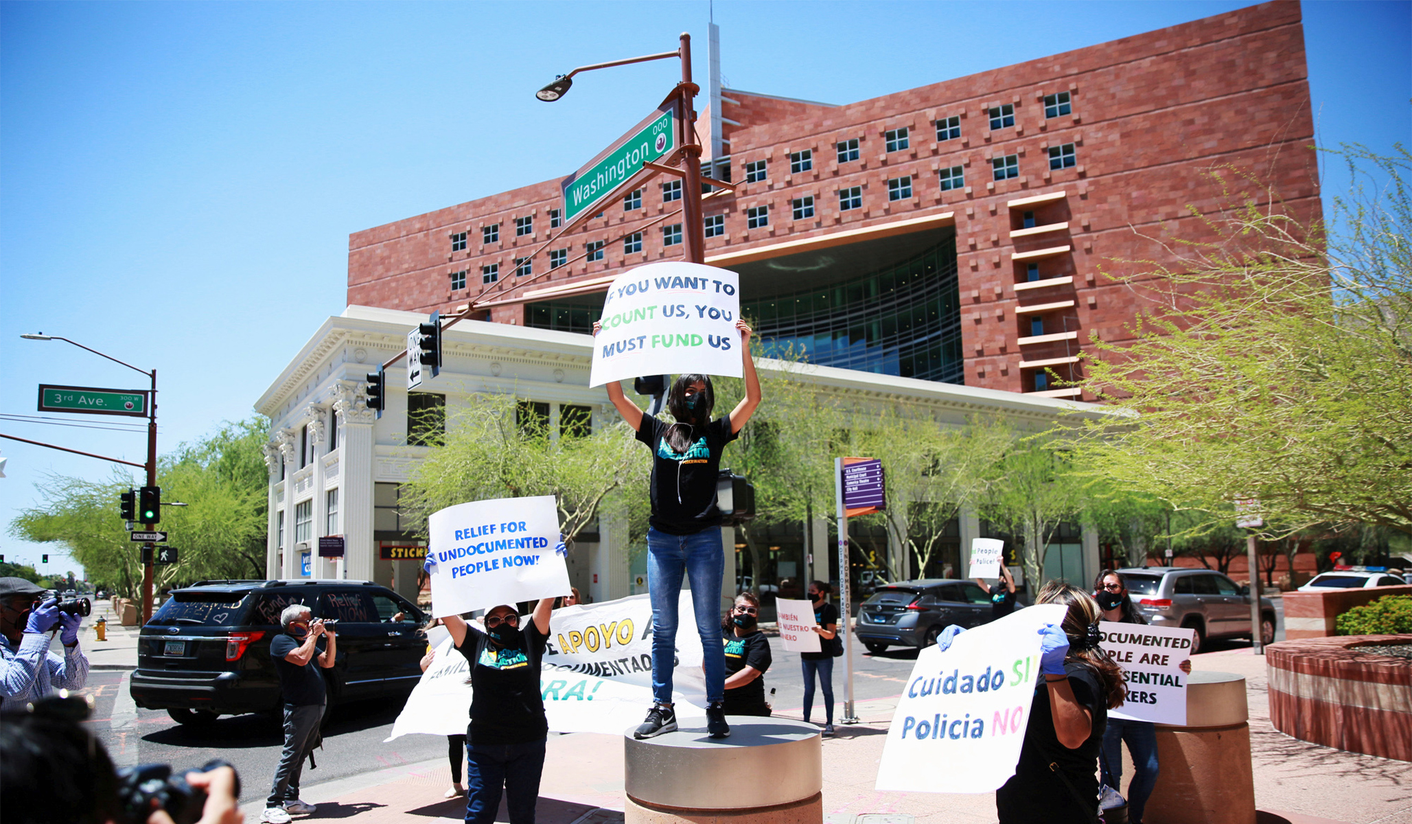 Democrats Set to Introduce Bill to Provide Path to Citizenship for Illegal Immigrants