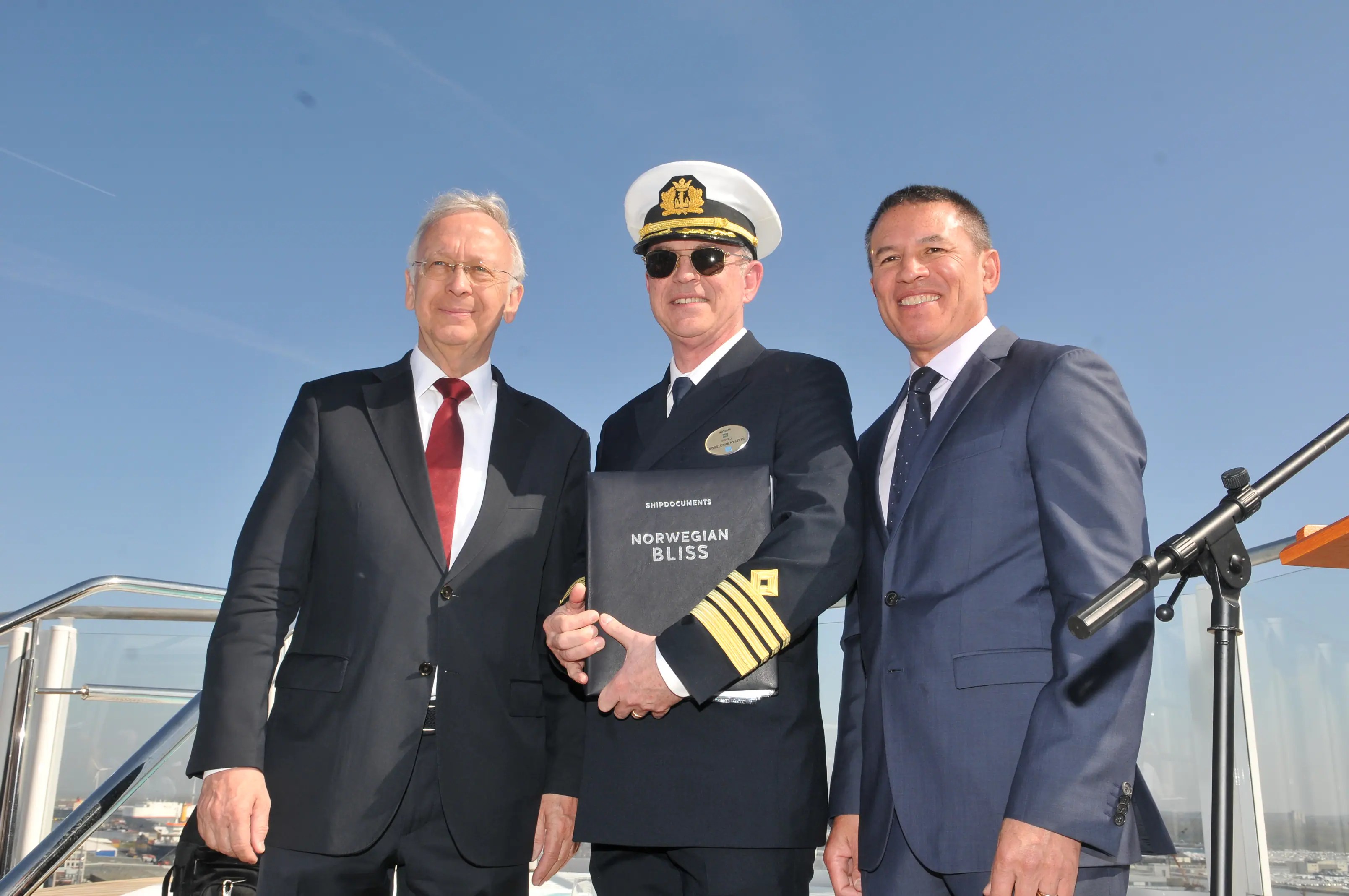 Norwegian Cruise Line Takes Delivery Of Norwegian Bliss Eu