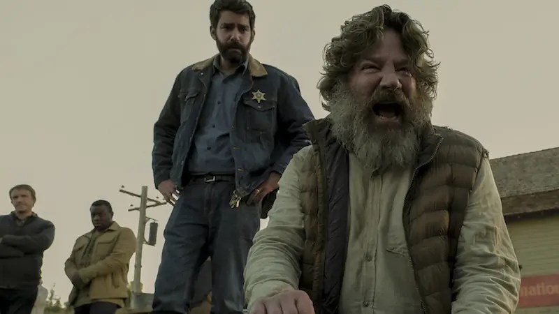 ‘Midnight Mass’: Watch the Unnerving Official Trailer Now!