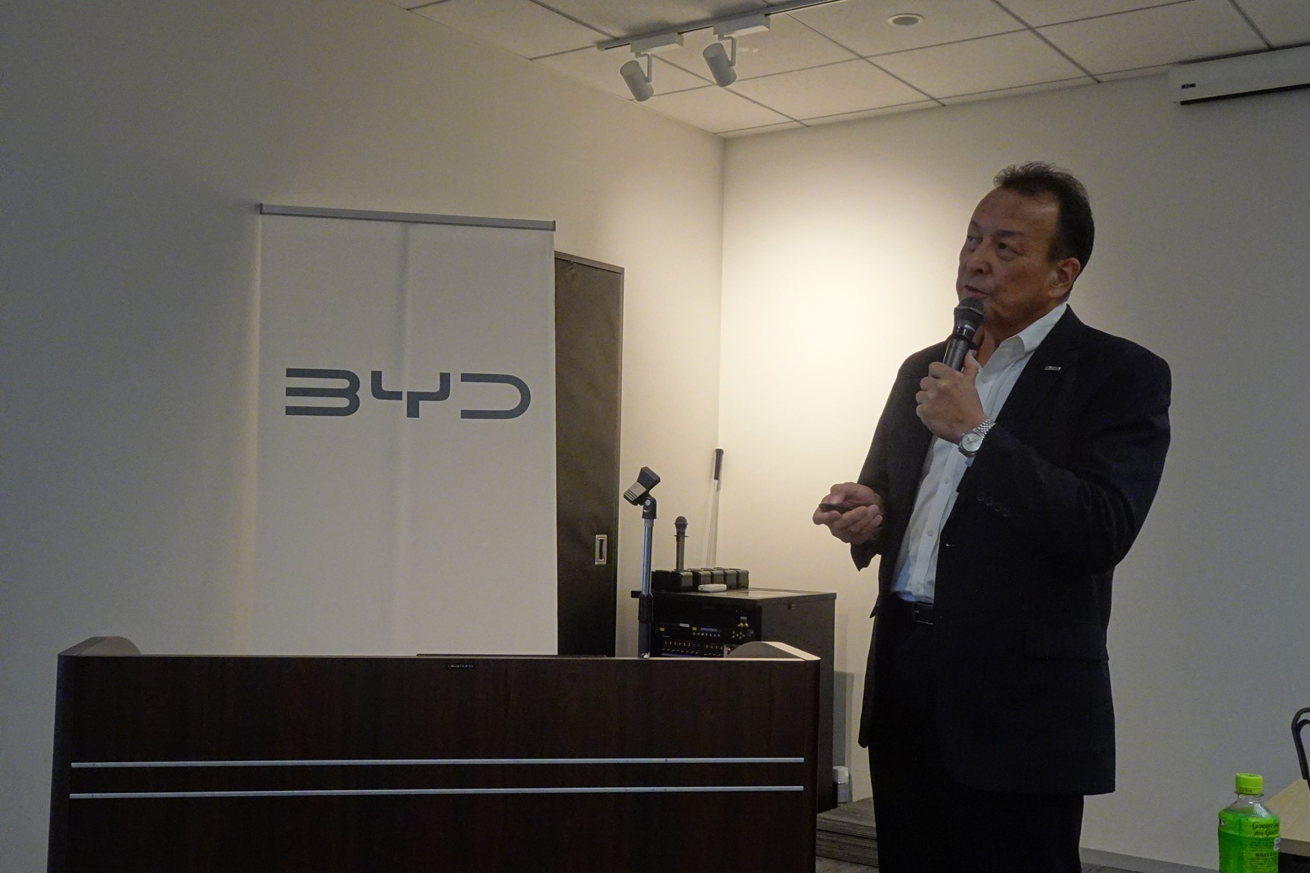 BYDオートジャパン、2026年の日本販売は8000～9000台に　軽EVやPHVが寄与