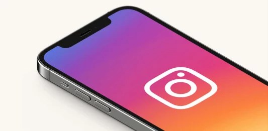 神人微焊改造 MacBook Neo 升級 1TB SSD 儲存空間