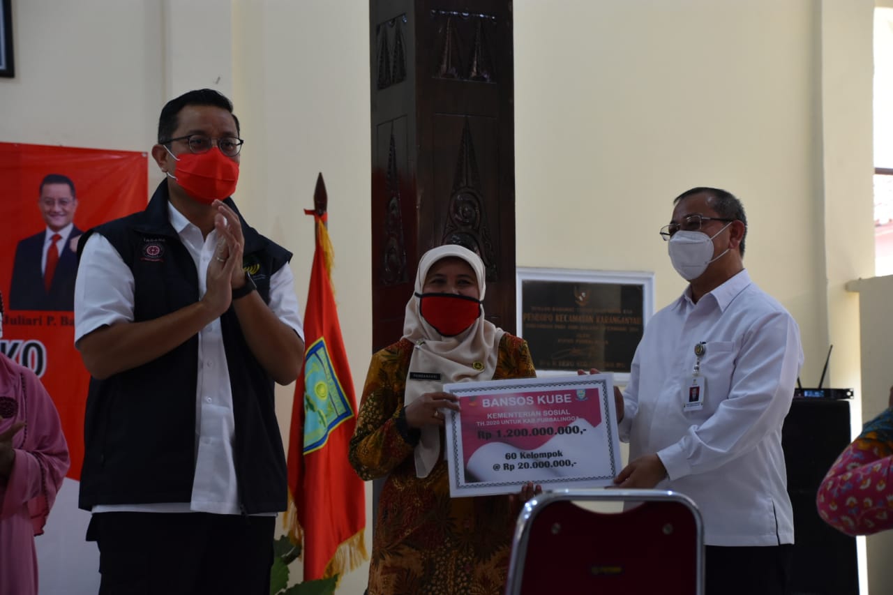 Bansos tunai hanya diberikan dalam kondisi darurat,cek fakta,bansos corona,bansos tunai,dana bansos,ppkm darurat,jakarta. Bansos Tunai Diperpanjang Hingga 2021 Niaga Asia