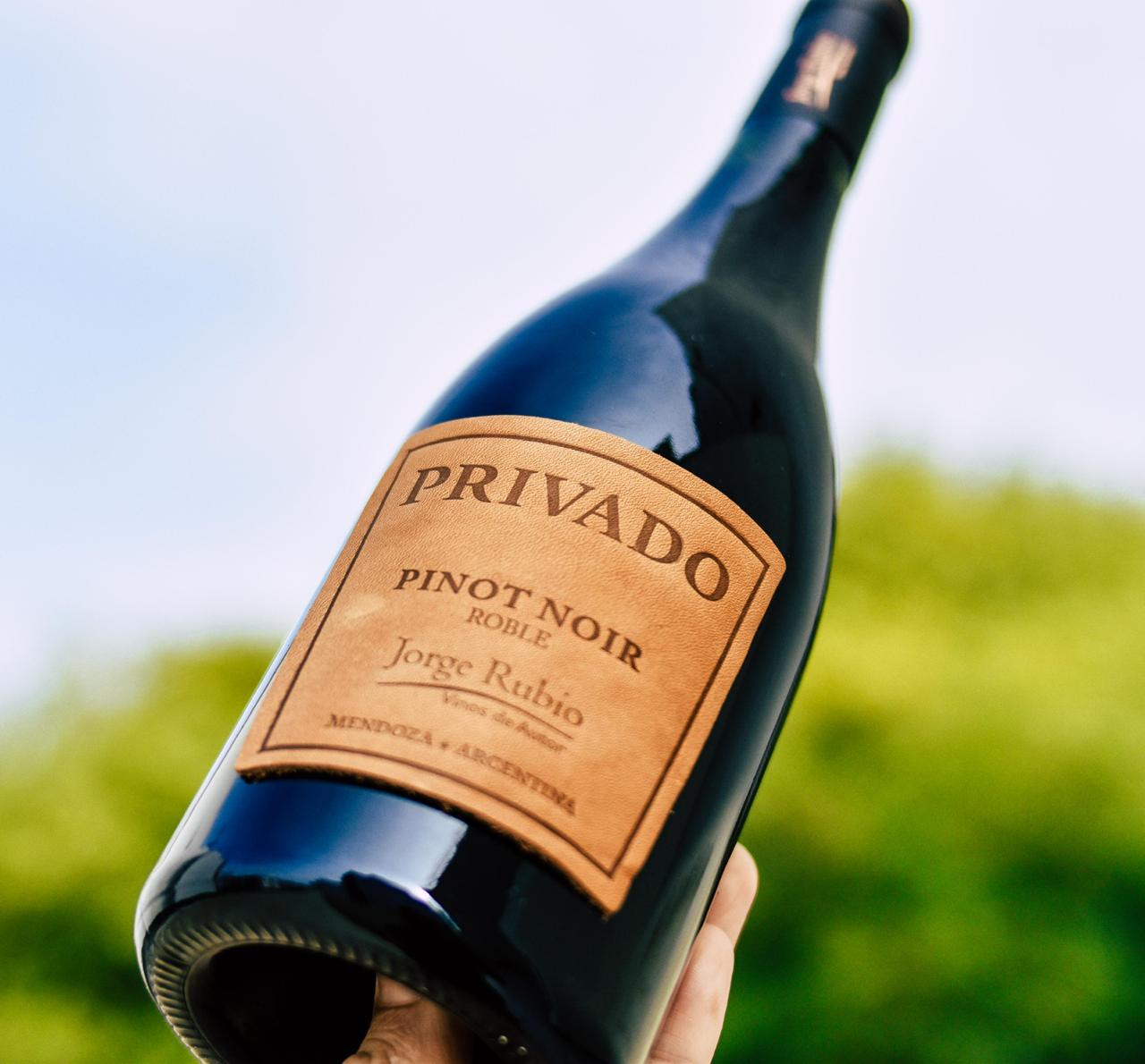 Privado Pinot Noir