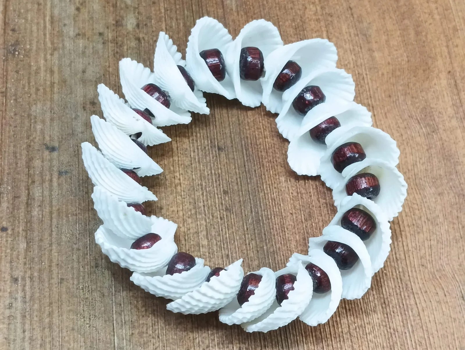 Seashell & Wooden Bead Bracelet