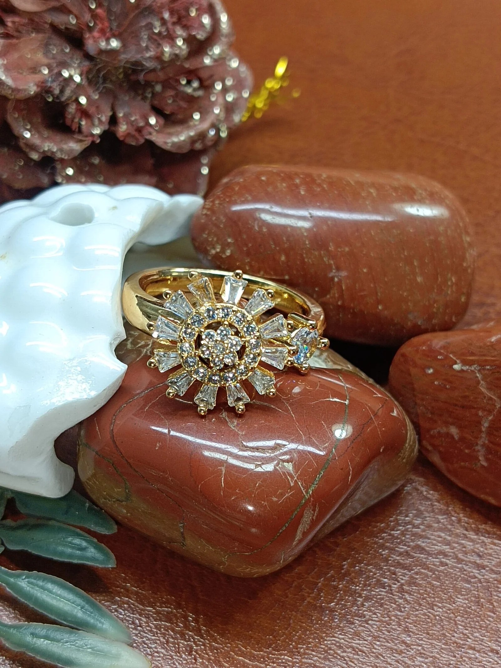 Gold-Tone Floral Sunburst Spinner Ring