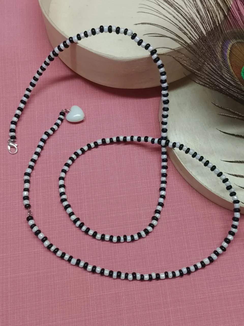 Stylish Black and White Waist Chain
