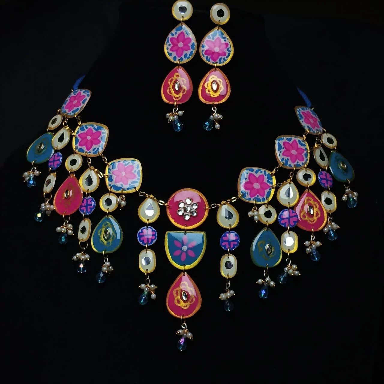 Meenakari-Inspired Resin Choker Jewelry Set