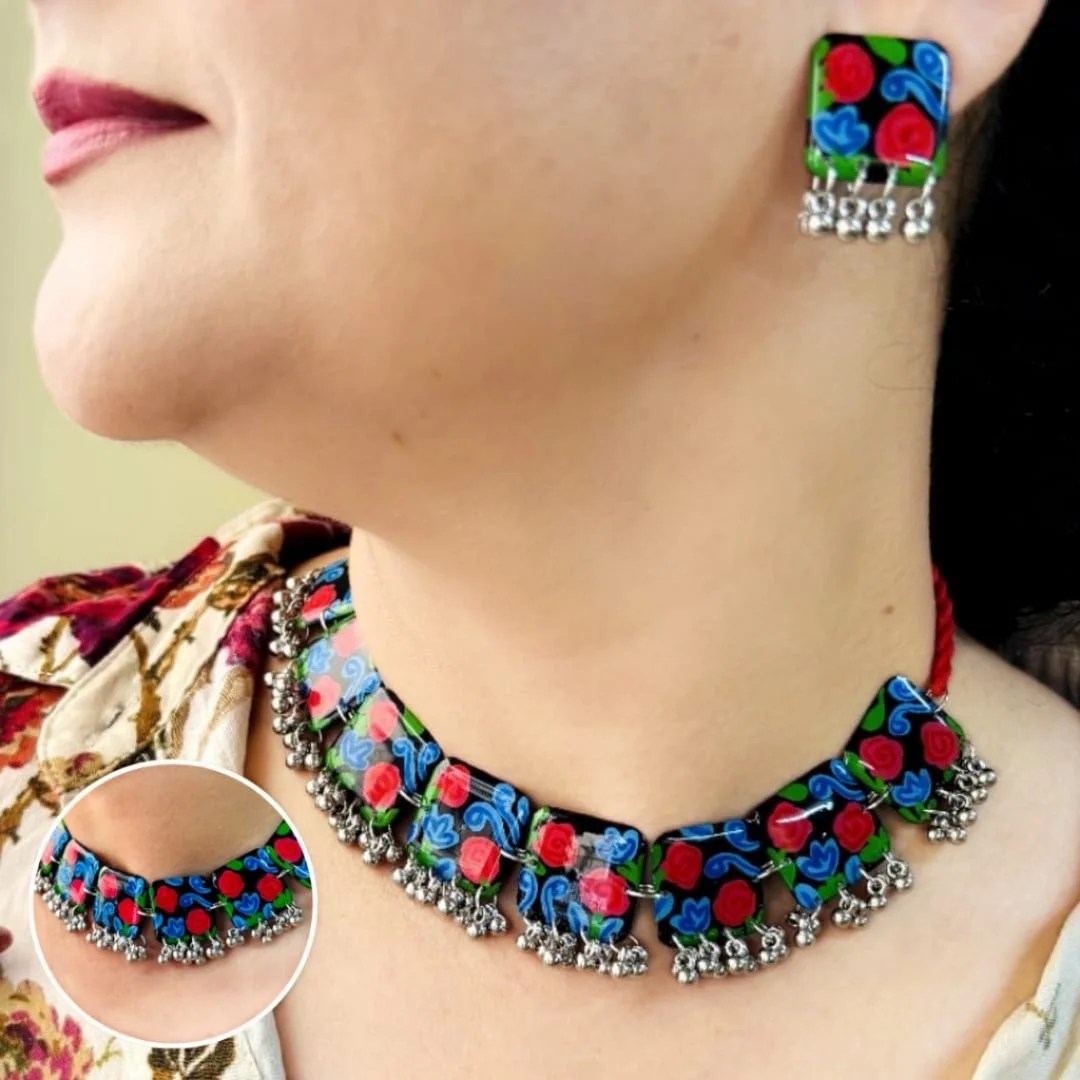 Floral Resin Choker Necklace Set for Women