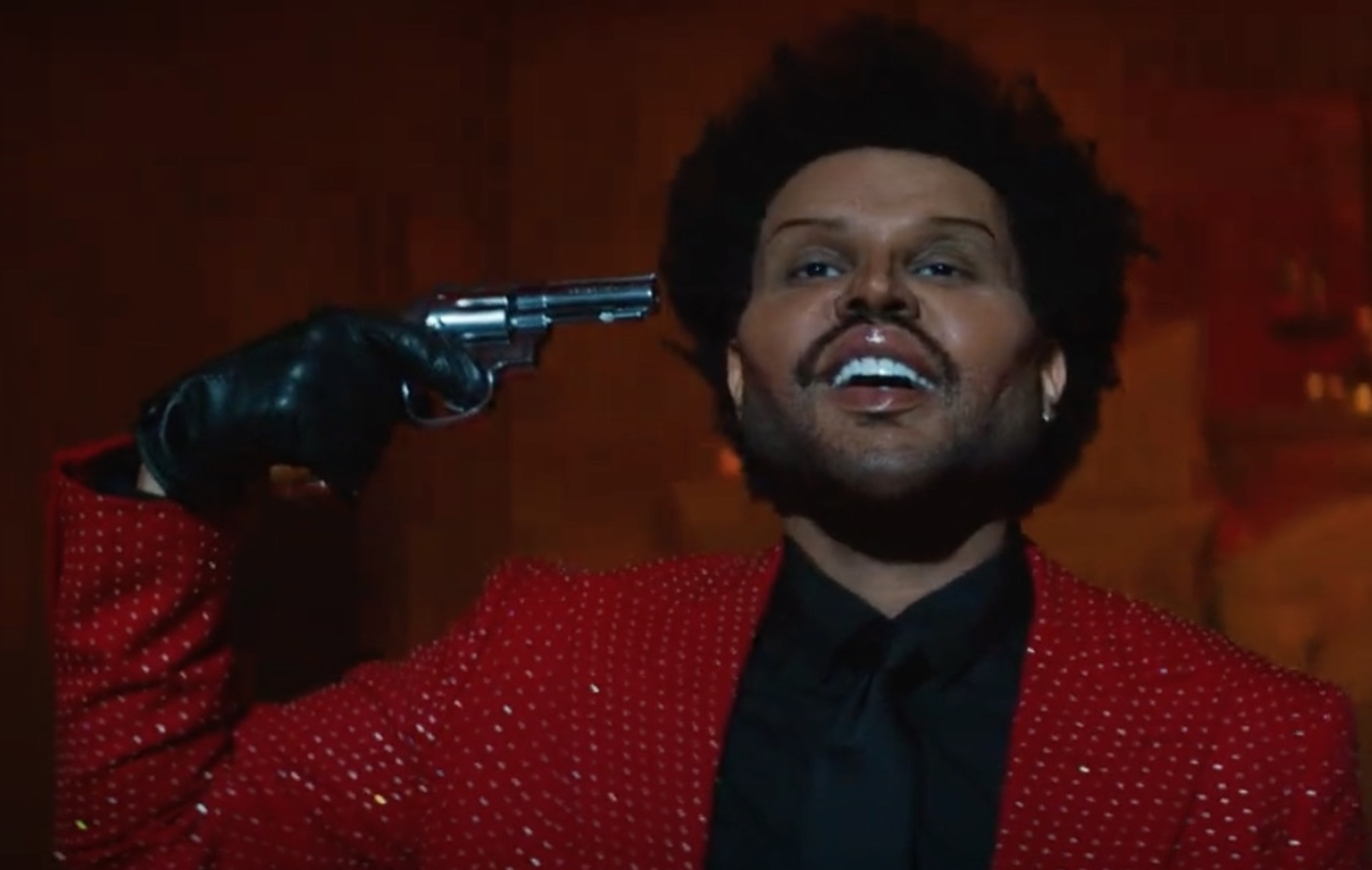 picture Weeknd Save Your Tears Makeup throwing shade at the grammys
