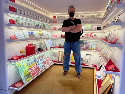 Mmuseumm Interior, big dude for scale. Photo: Varuni Kulasekera