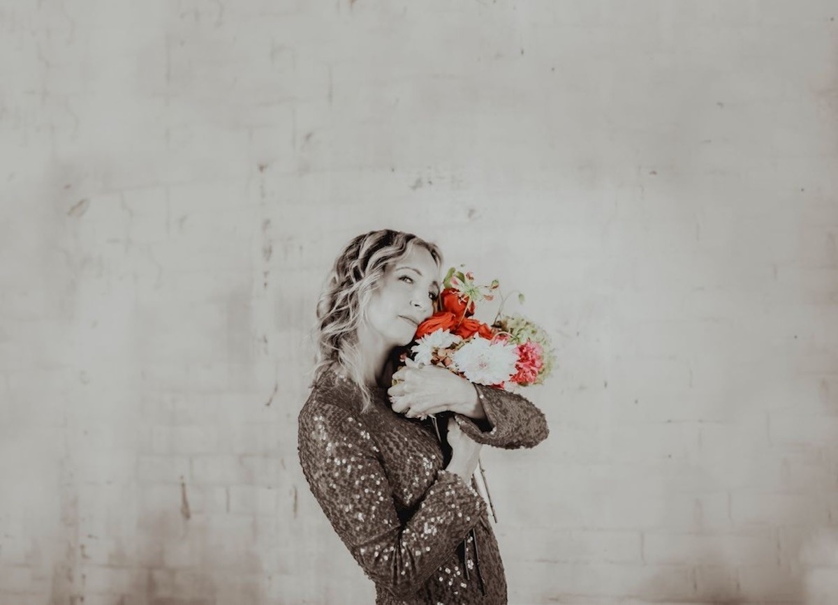 Helen Ryder releases Josephine (Love Is Everything), a deeply personal song about her mother’s fearless journey and the power of love.