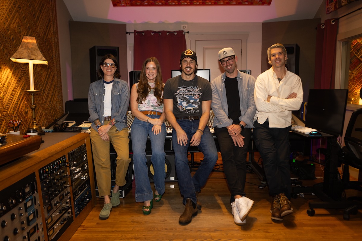 Morgan Evans announces new Virgin Music Group deal and single ‘Beer Back Home’