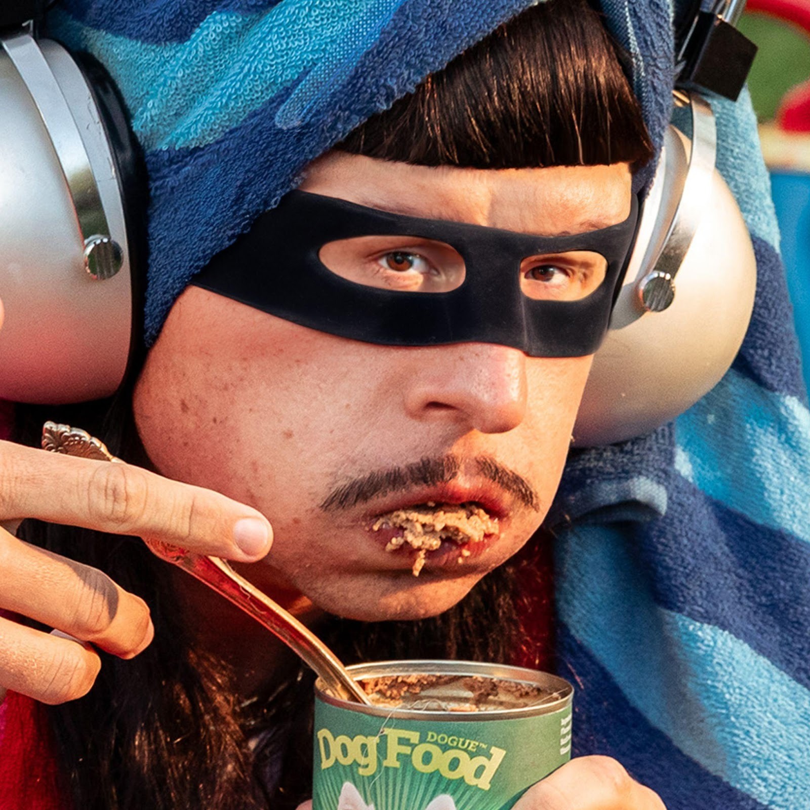 Oliver Tree releases new single Superhero ahead of upcoming album Love You Madly, Hate You Badly