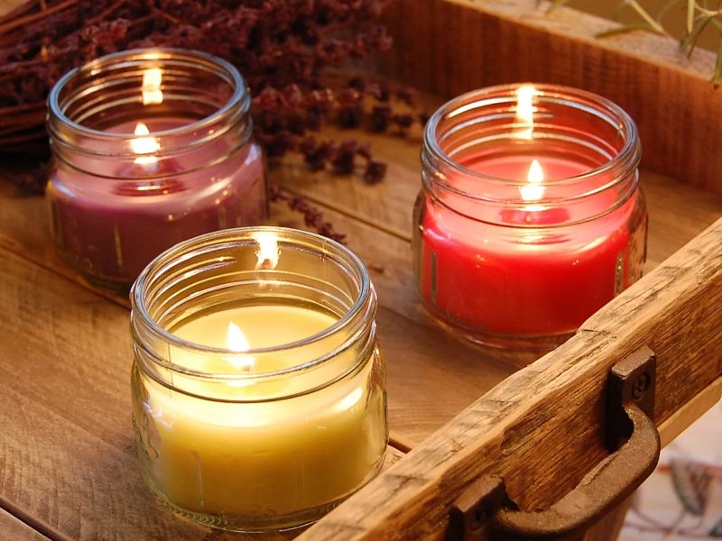 For longest-lasting and most efficient burning, let a candle burn one hour for every inch of its diameter each time you light it, allowing the wax to melt completely to the edges.