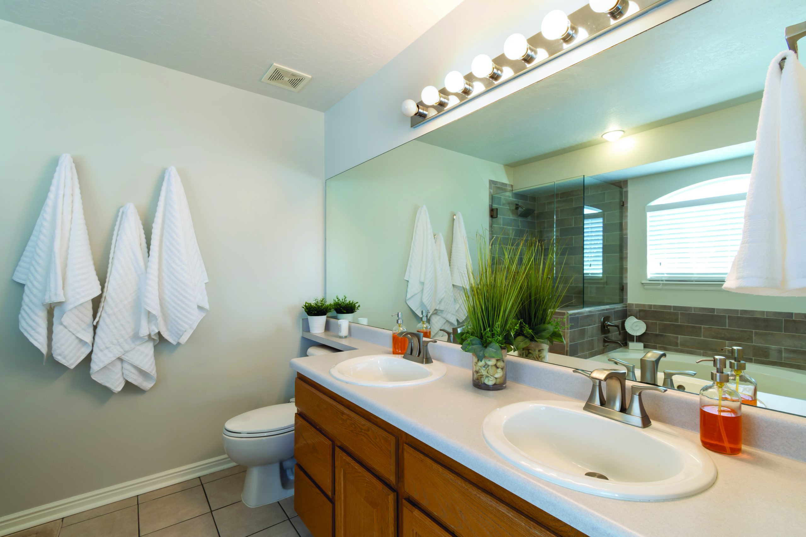 noozhawk.com - Justin Souza - Picture-Perfect: How to Prepare Your Home for Real Estate Photos