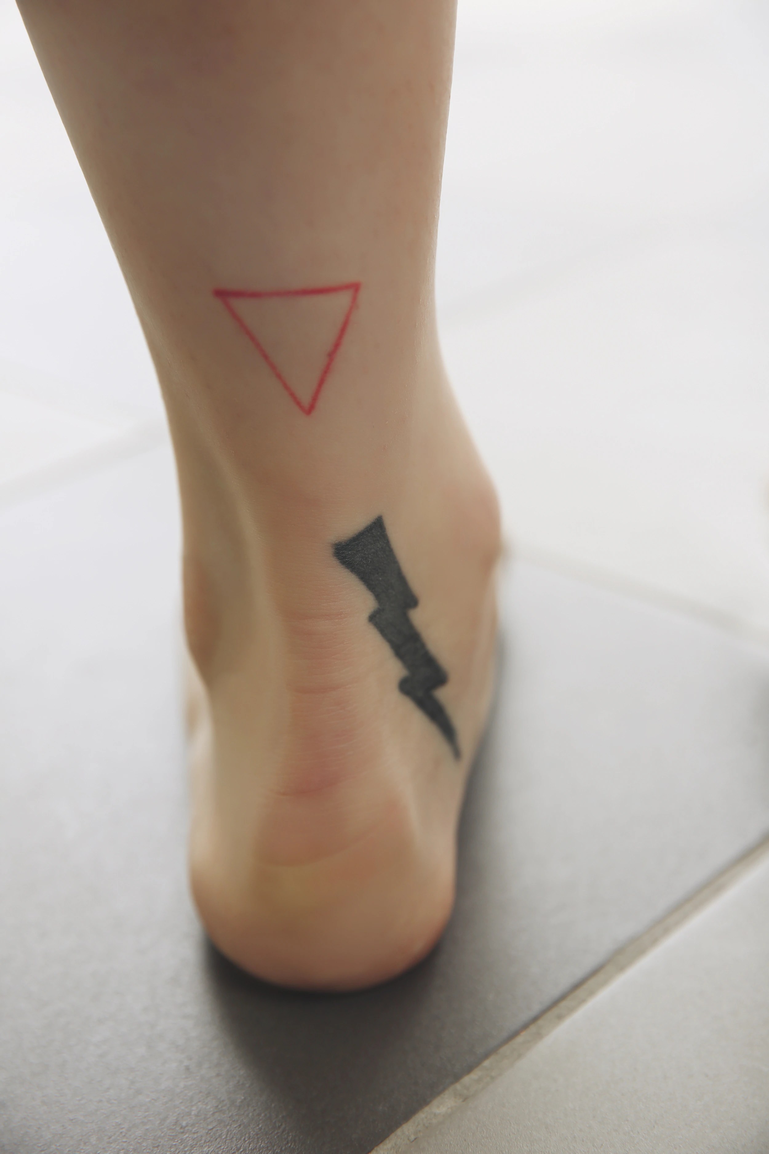 20 Tatuaggi Da Caviglia Piccoli E Chic - Nostrofiglio.it 3072_x_2048_jpg