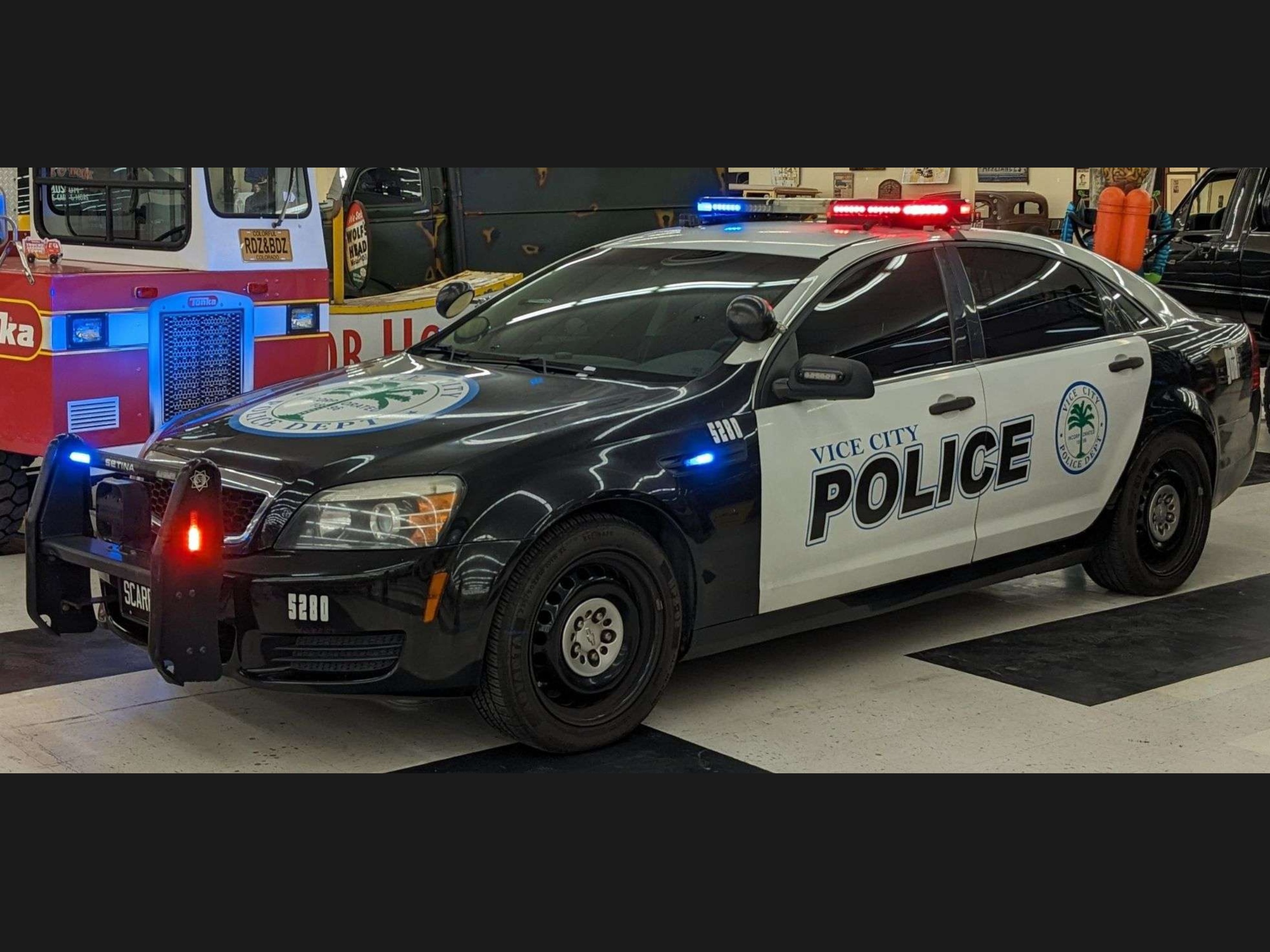 A Dream Come True For Fans Real GTA 6 Police Car Goes Up For Auction GTA 6 Wird Versteigert 