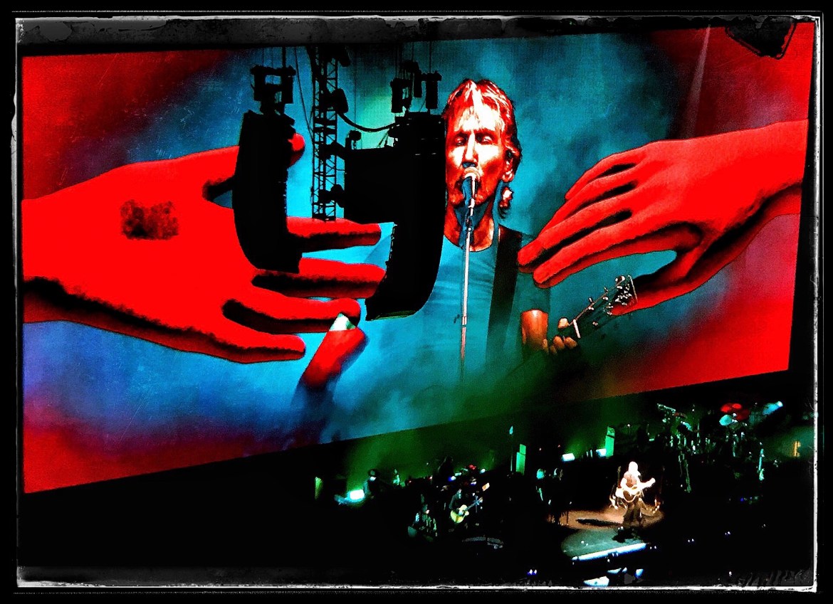 A Day in the Life of New York (5). Roger Waters at Barclays Center. Photo by Rick Stachura. September 12, 2017. 