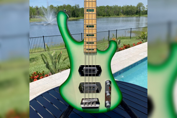 Bass of the Week: Lowe Custom Guitars Ridlersonic