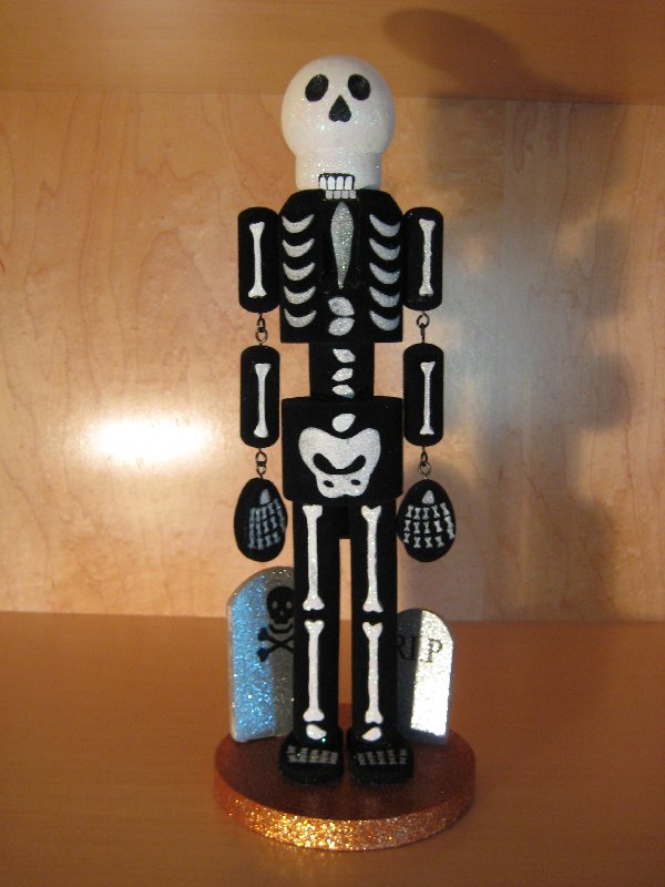Teresa fay gibbs (born june 15, 1954) is an american country music artist who is blind. Halloween Nutcrackers