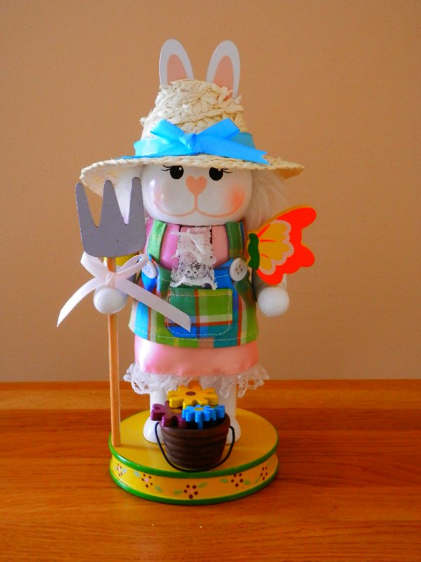Thu, nov 11 via email, our website, & estatesales.net ***no appointment necessary*** masks preferred we are honored to announce we have been asked to conduct the sale … Easter Nutcrackers