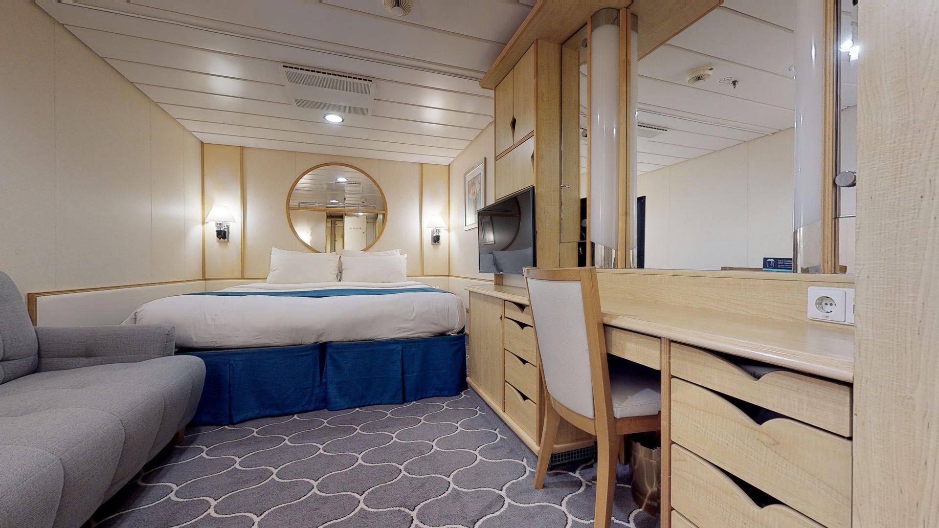 navigator-of-the-seas-interior