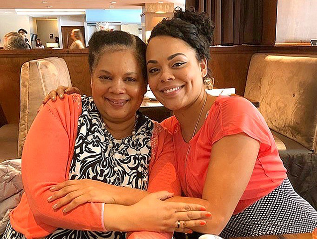 Stephanie Bird and Olivia Bird are the mother-daughter duo behind SRB Botanica.
