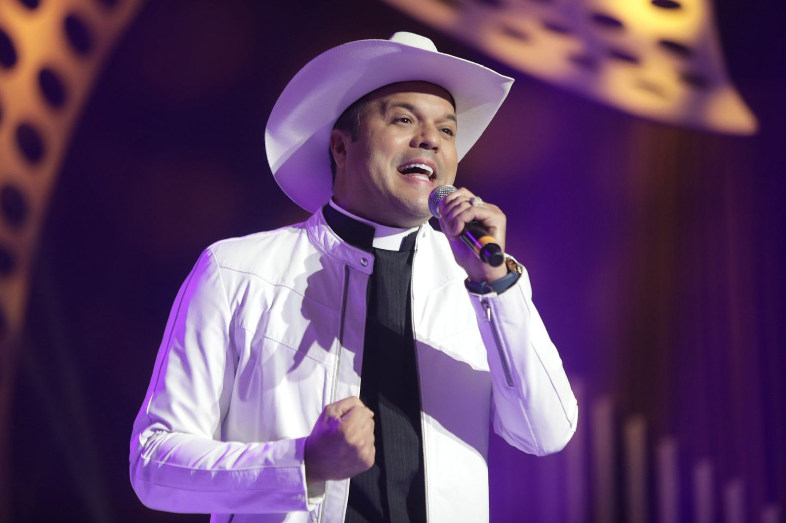 Padre Alessandro Campos estreia turnê “Nunca Perca a Esperança”, com espetáculo no Teatro Bradesco – 27 de Outubro