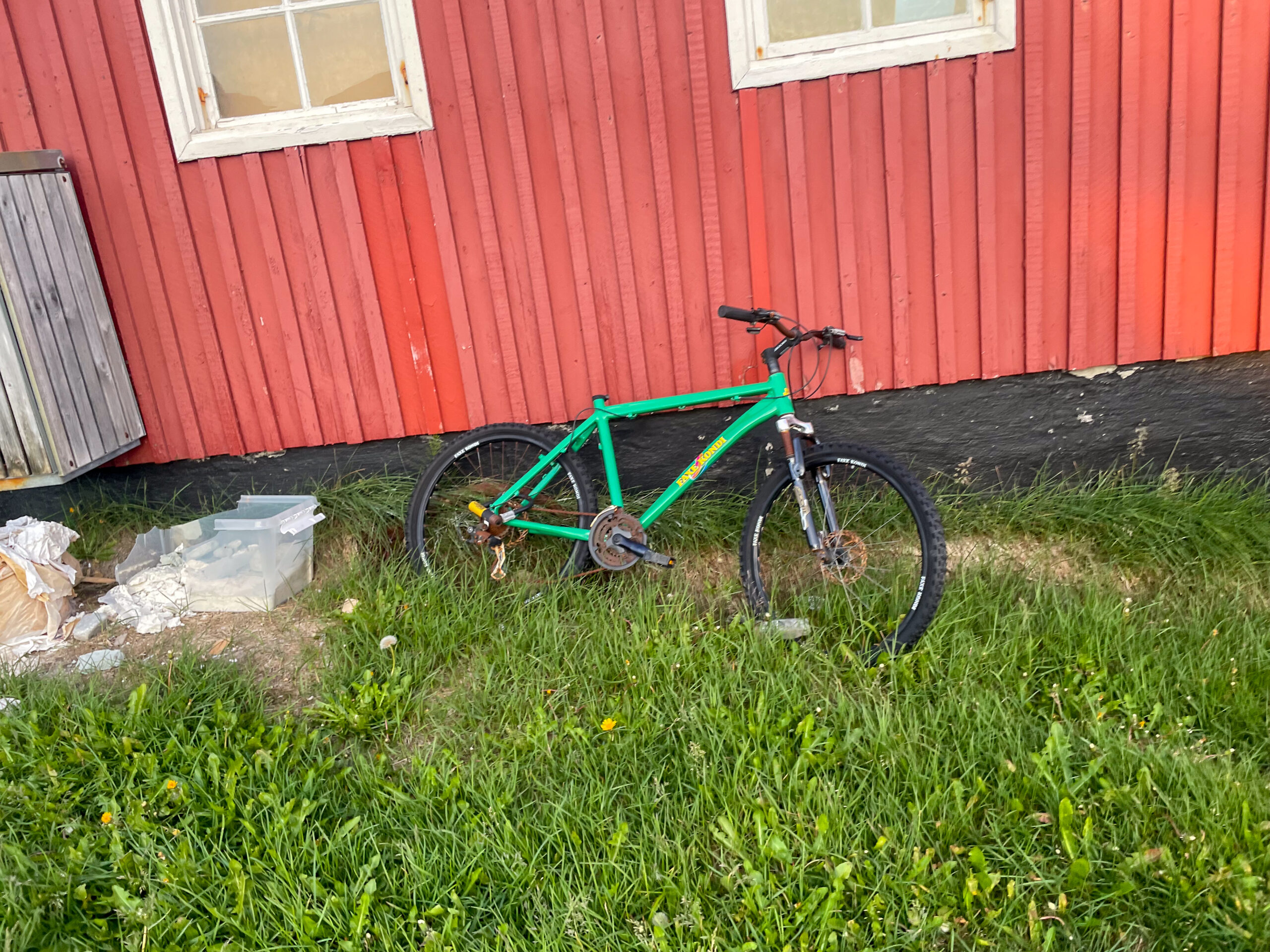Offside på reportageresa i Nuuk på Grönland