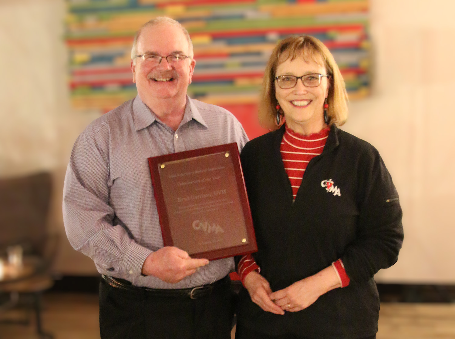Garrison named Veterinarian of the Year; Gordon accepts president’s
