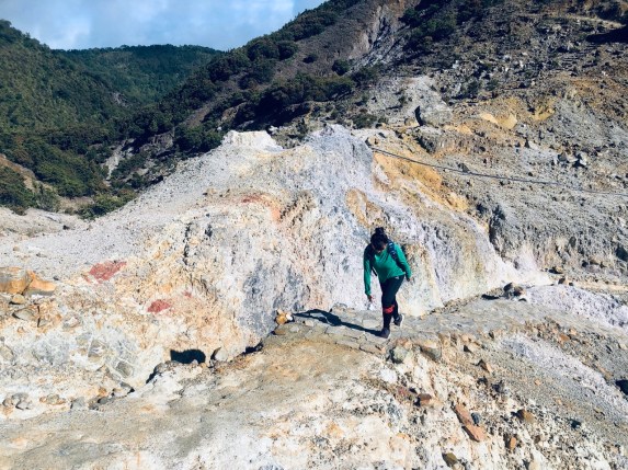 Naik Gunung Papandayan