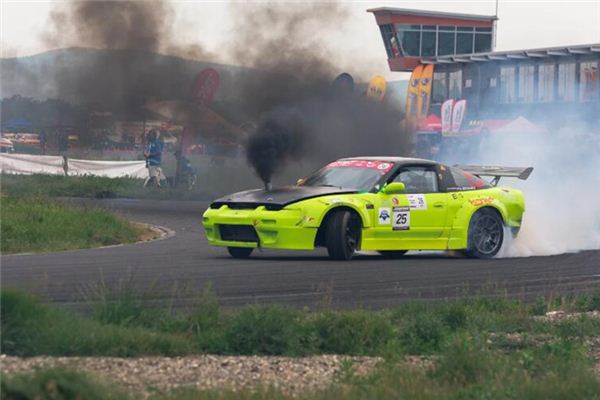 the meaning and symbol of my car on fire in the dream online dream dictionary on car on fire dream meaning