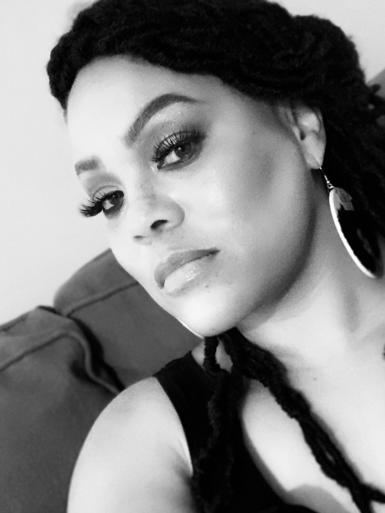 Talya Ashford @talyaashford I am professional, skilled,customer service oriented and I embrace all -- I just want you to embrace me.