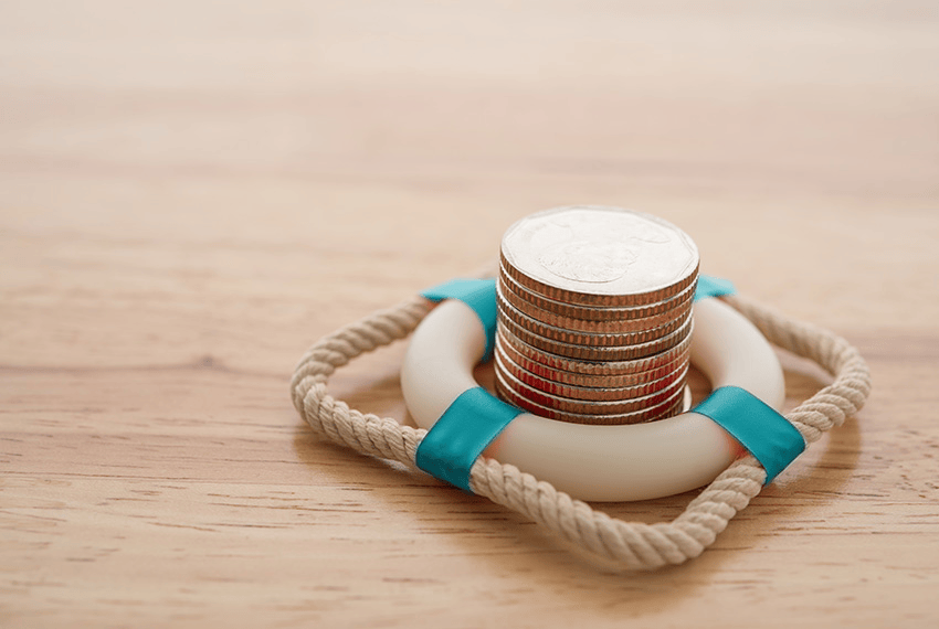 Rettungsring mit Geld als Symbol für die Investitionssicherheit