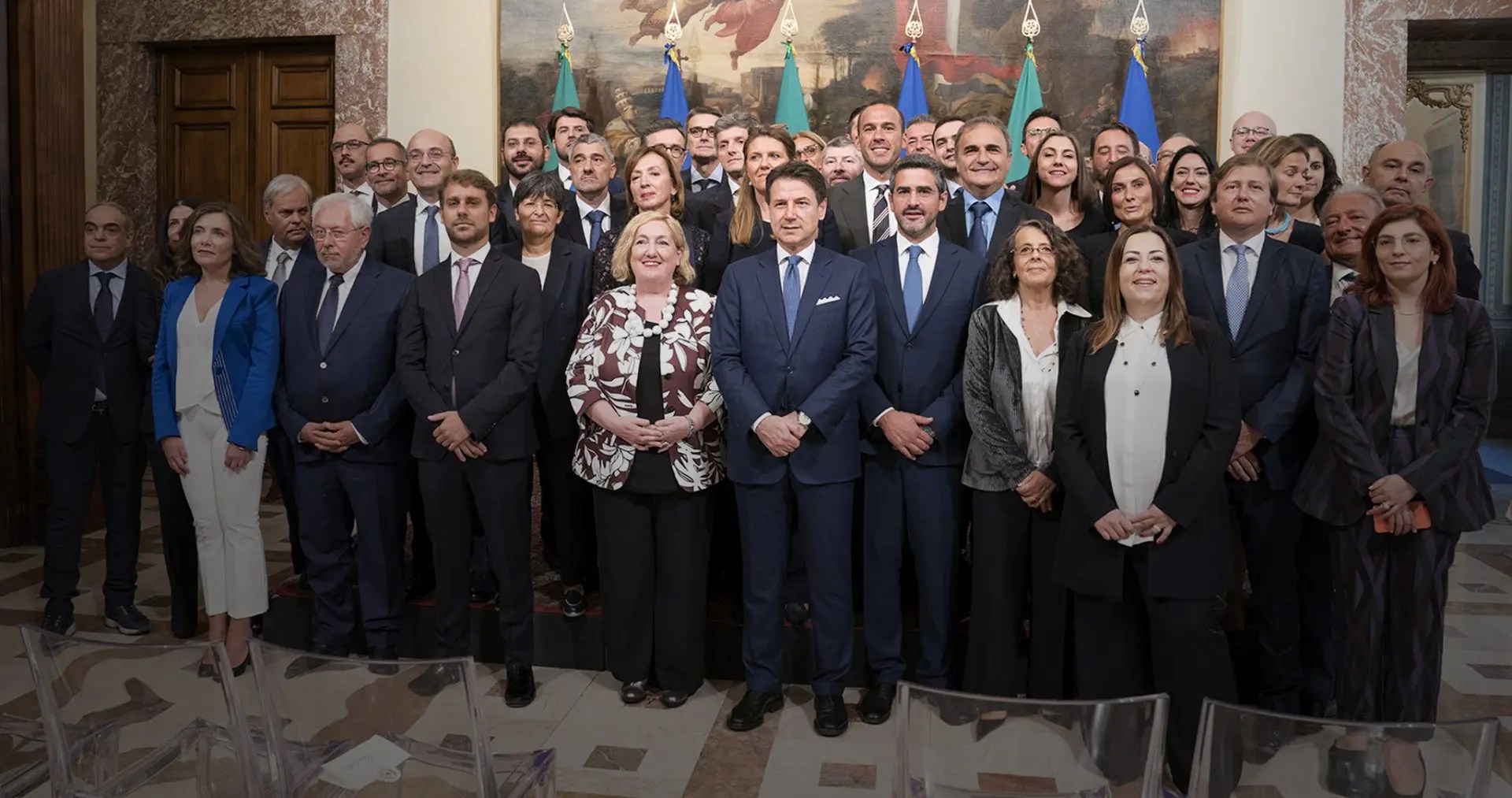 Ferrarese sessantanovenne, franceschini è stato sottosegretario di stato alla presidenza del consiglio dei ministri nei governi d'alema ii e di. Ci Sono Voluti 12 Mesi Per Formalizzare Le Deleghe Dei Vice Ministri Openpolis