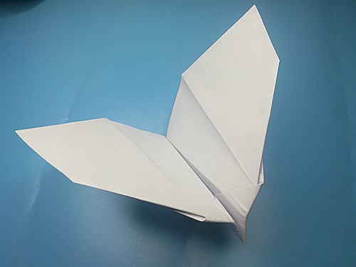 pic How To Make A Flapping Paper Airplane how to fold a flapping paper airplane