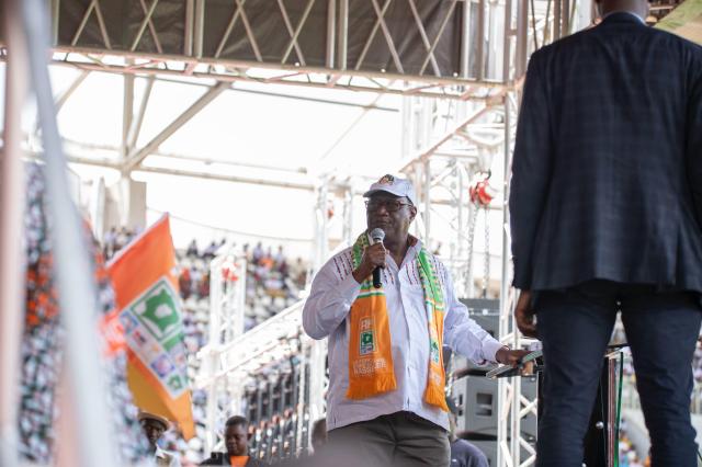 Campagne présidentielle 2025 à Bouaké : Téné Birahima et Amadou Koné galvanisent la jeunesse pour le coup KO d’Alassane Ouattara 7 Téné Birahima et Amadou Koné galvanisent la jeunesse pour le coup KO d’Alassane Ouattara