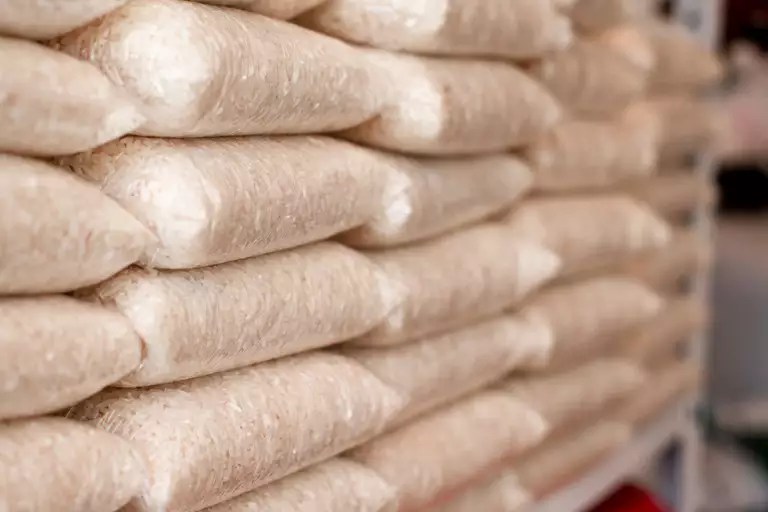 Governo marca leilão de compra de arroz importado para 6 de junho; alimento deve chegar até setembro ao consumidor
