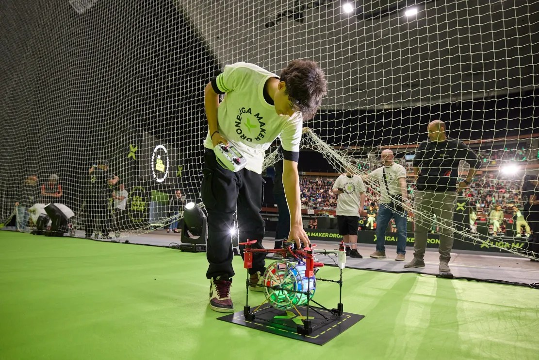 V LIGA MAKER DRONE
