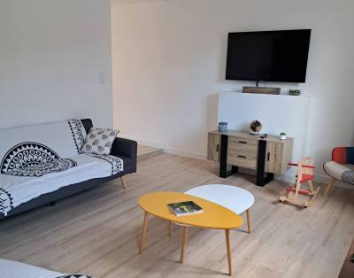 Large Gite for 10 people in Ardennes in HAYBES