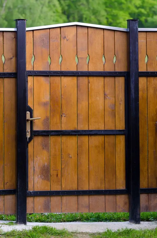 25 Unique Fence Gate Ideas For 2020 Own The Yard