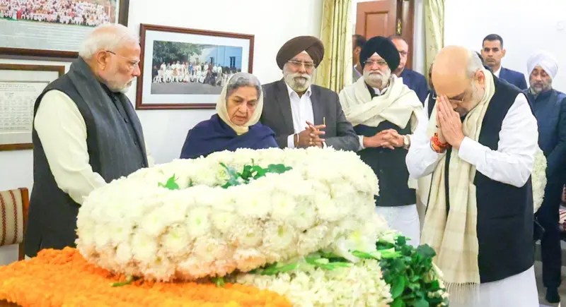 The controversy regarding the construction of a memorial for former Prime Minister of India Manmohan Singh is gaining momentum