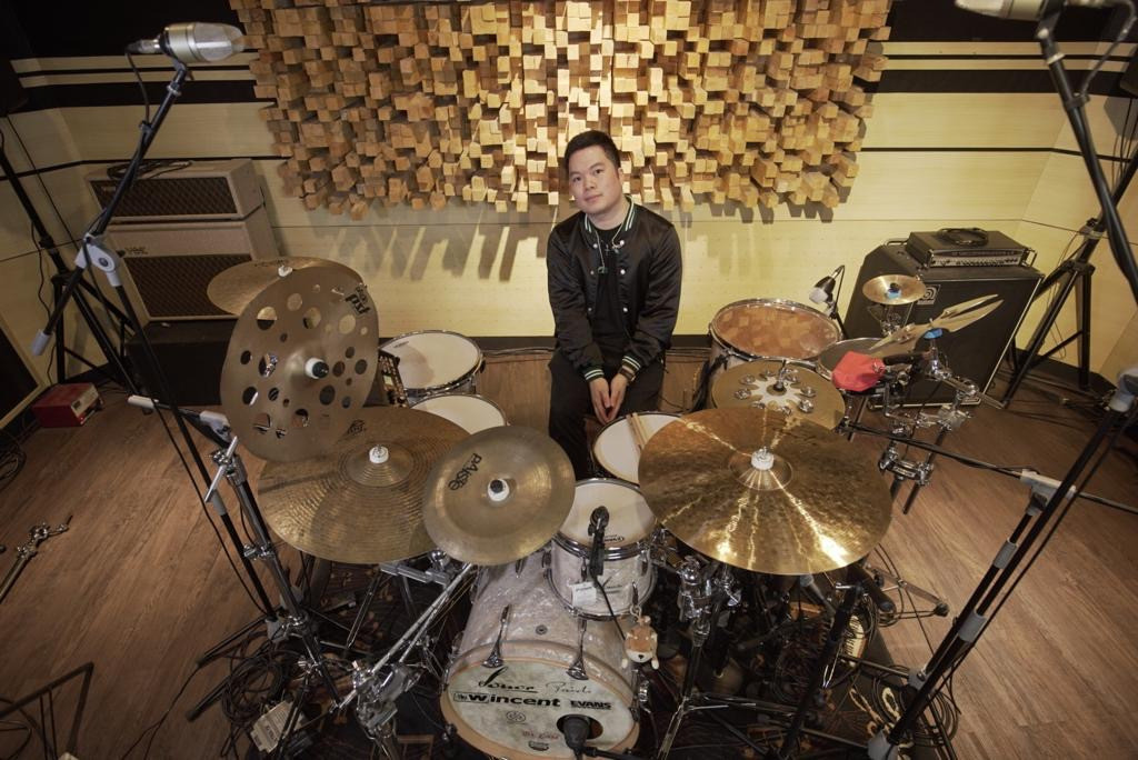 Echa Soemantri - Creative Full HD Dark Photos | Free Download