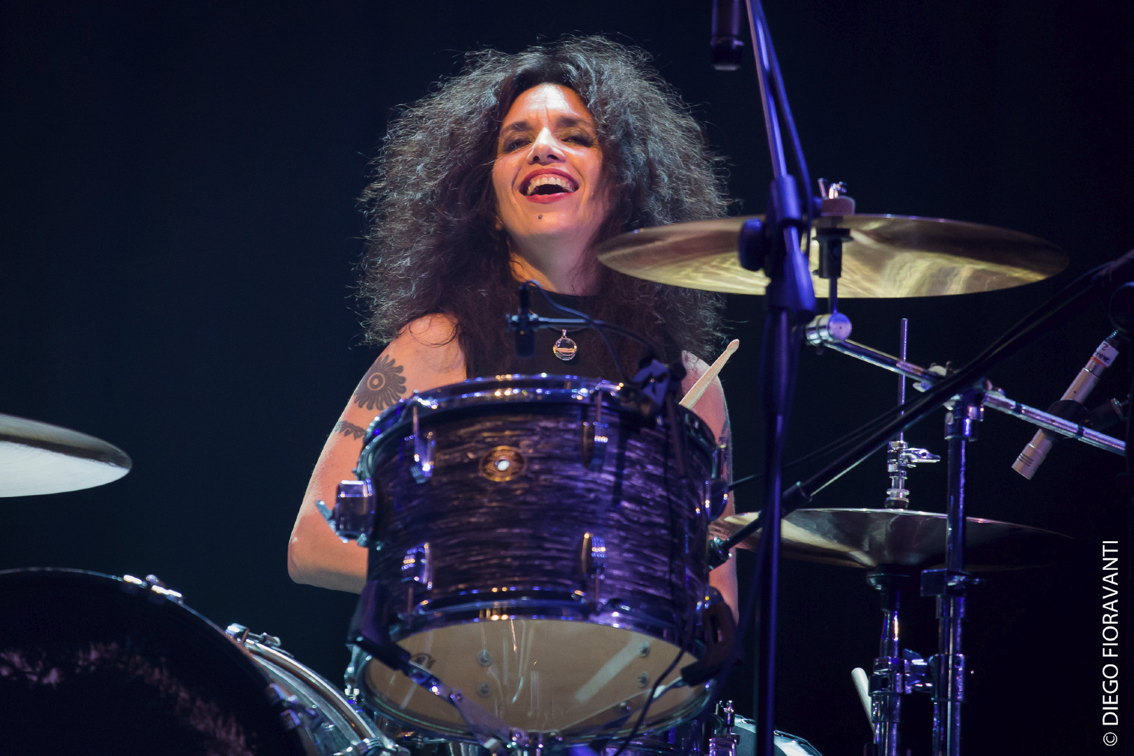 Andrea Alvarez - 8K Gradient Backgrounds for Desktop