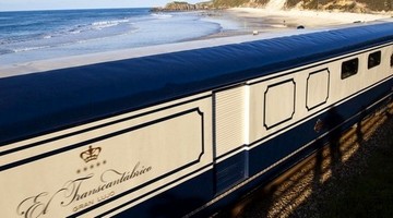 En roses hay un trenecito turístico que hace excursiones por roses y el cap . Best Spain Tours Luxury Trains Paradors Palace Tours