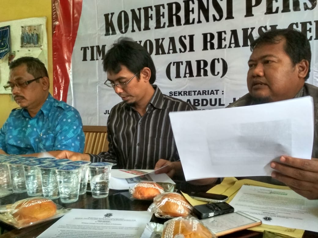 TARC: Spanduk Larangan Berpolitik di Masjid Tendensius