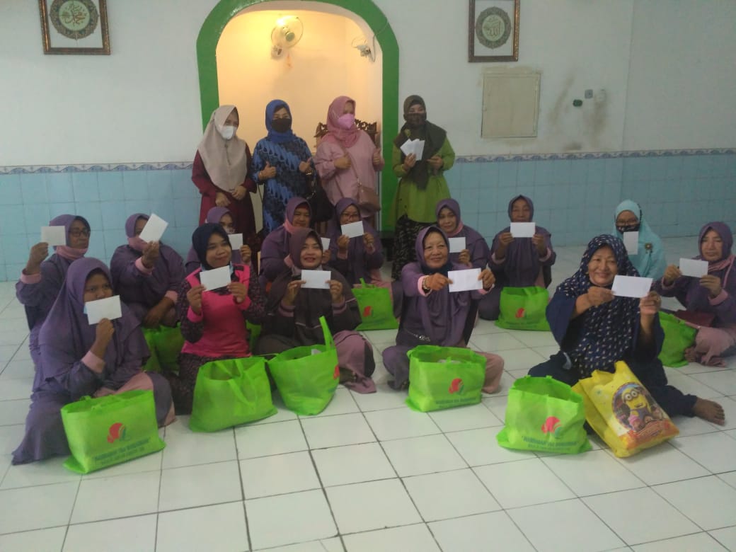 Majelis Ta’lim Qonita Dukung Dakwah Paguyuban Roso Wening di Kompleks RRI